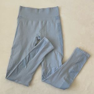 Powder blue Varley leggings